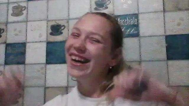 Anna wey online show from November 3, 2025, 5:49 pm