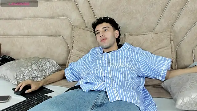 erickblaze wm online show from March 5, 2025, 1:28 pm