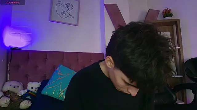 PepperTwink online show from October 8, 2025, 4:40 pm