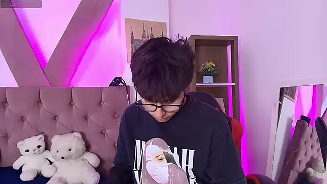 PepperTwink online show from April 9, 2026, 3:51 pm