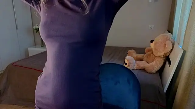 AnitaLamb online show from September 22, 2025, 4:29 am