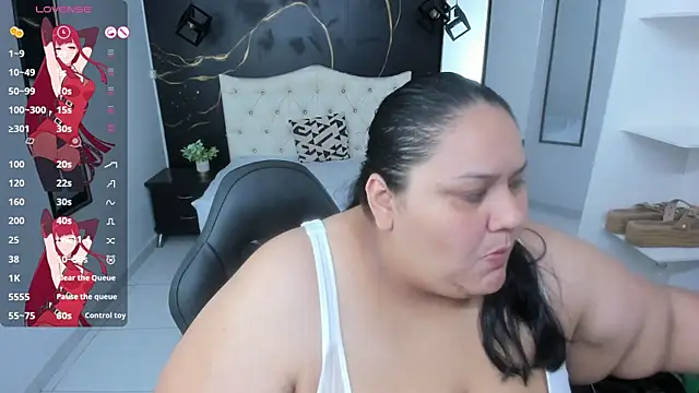 Aaliyah11 online show from January 10, 2026, 2:18 am