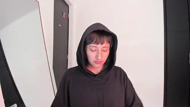 ggor4w33 online show from November 25, 2025, 11:54 am