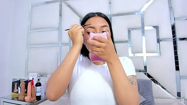 ZoeWan69 online show from November 19, 2025, 11:32 am