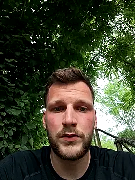 Snapshot of Cosmin224451 chatting on June 23, 2026, 4:27 pm Cosmin224451 online show from June 23, 2026, 4:27 pm
