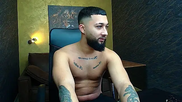 Snapshot of JaceZachary chatting on March 5, 2025, 5:18 am JaceZachary online show from March 5, 2025, 5:18 am
