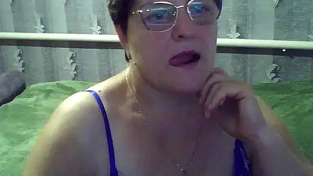 ElzaJewel online show from October 14, 2025, 7:42 am