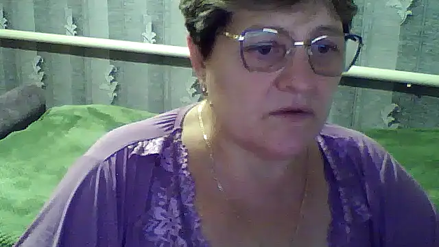 ElzaJewel online show from October 10, 2025, 1:34 pm