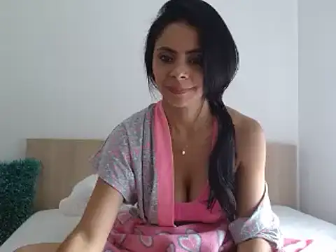 Snapshot of hema_gold chatting on February 17, 2025, 1:55 pm hema gold online show from February 17, 2025, 1:55 pm
