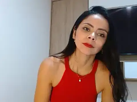 Snapshot of hema_gold chatting on February 18, 2025, 11:30 pm hema gold online show from February 18, 2025, 11:30 pm