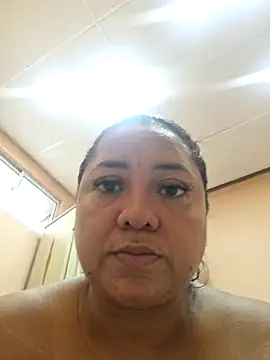 Snapshot of Pialadelicia chatting on February 3, 2025, 10:11 pm Pialadelicia online show from February 3, 2025, 10:11 pm