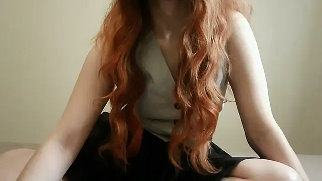 Snapshot of _AliceOwen_ chatting on February 24, 2025, 1:42 pm AliceOwen online show from February 24, 2025, 1:42 pm