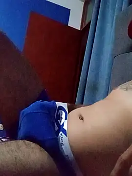 Elgroney23 online show from April 3, 2026, 12:17 am