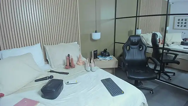 JessyCream online show from February 6, 2026, 9:22 pm