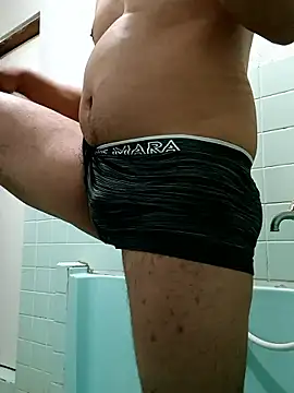 Snapshot of subarashii-nihon chatting on March 12, 2026, 12:53 pm subarashii-nihon online show from March 12, 2026, 12:53 pm