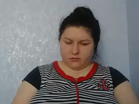 KiraSwee online show from February 22, 2025, 11:46 am