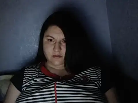 KiraSwee online show from January 28, 2025, 9:19 pm