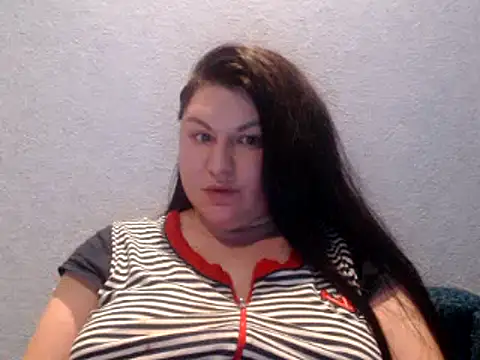 KiraSwee online show from January 23, 2025, 5:52 pm