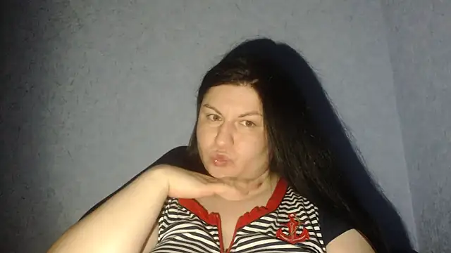 KiraSwee online show from March 16, 2026, 10:56 pm