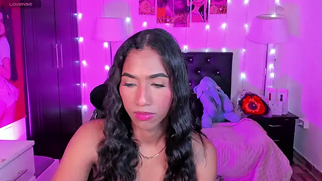 Alissemasiel online show from March 12, 2026, 8:46 pm