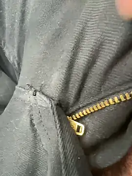 sark0606 online show from February 18, 2025, 11:11 am