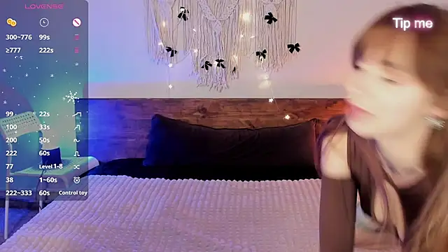 Maria Moonlight online show from February 13, 2026, 2:39 pm