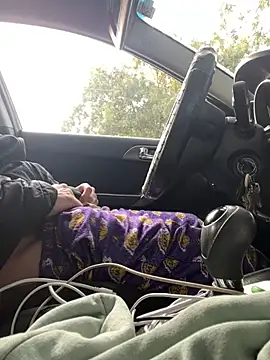 bwc4uBaby  online show from February 17, 2025, 11:22 pm