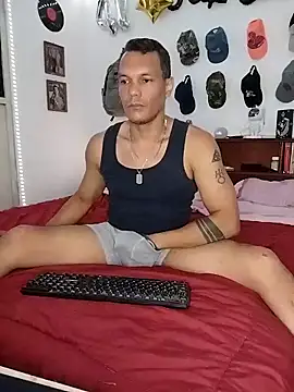 Snapshot of XhaseFoX chatting on March 15, 2025, 3:07 am XhaseFoX online show from March 15, 2025, 3:07 am