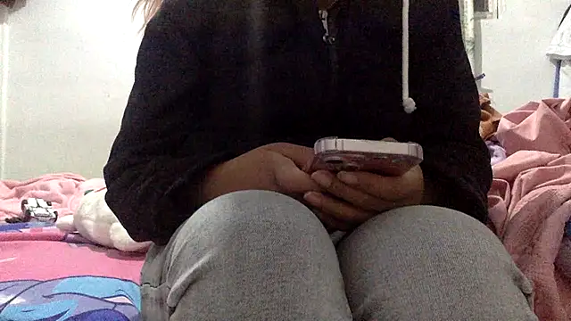 Snapshot of sharonlopez9611 chatting on March 4, 2026, 3:25 am sharonlopez9611 online show from March 4, 2026, 3:25 am