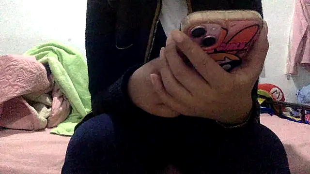 Snapshot of sharonlopez9611 chatting on February 5, 2026, 3:02 am sharonlopez9611 online show from February 5, 2026, 3:02 am