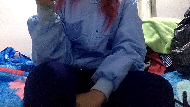 sharonlopez9611 online show from September 18, 2025, 3:20 am