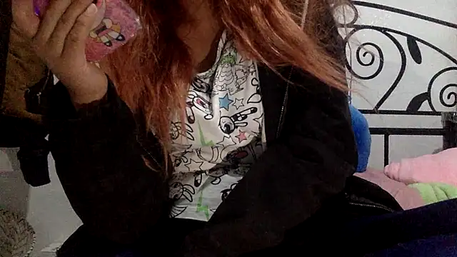 sharonlopez9611 online show from March 23, 2026, 2:55 am