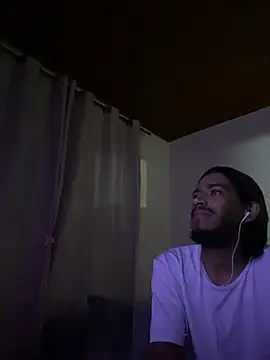 Mineirinho043 online show from February 22, 2026, 2:03 am