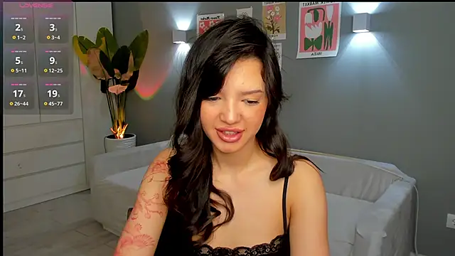 RikoAsada online show from November 13, 2025, 7:23 am