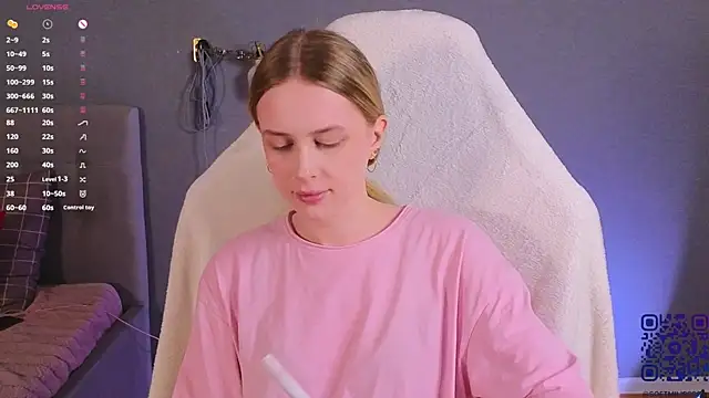 soft babe online show from July 3, 2026, 8:26 pm