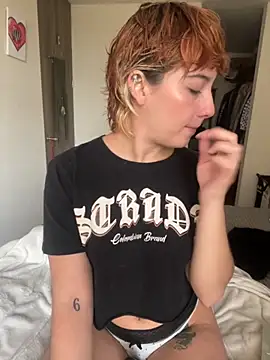 Snapshot of Maggie_Geller chatting on November 5, 2025, 4:32 pm Maggie Geller online show from November 5, 2025, 4:32 pm