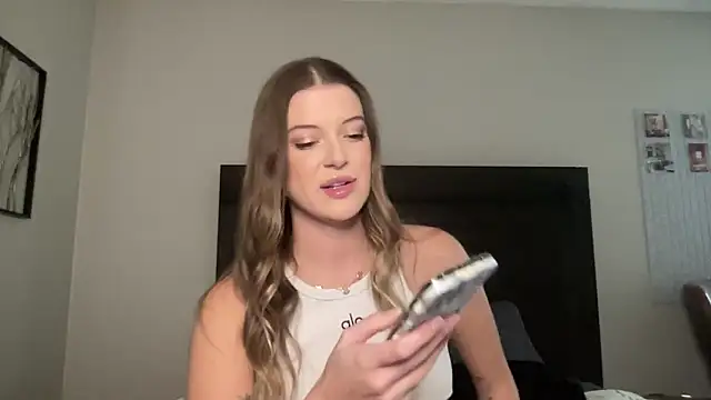 rileydepp online show from December 3, 2025, 10:20 pm