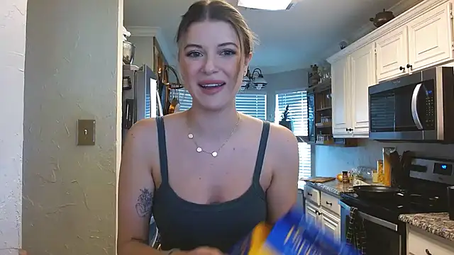 rileydepp online show from February 25, 2025, 10:31 pm