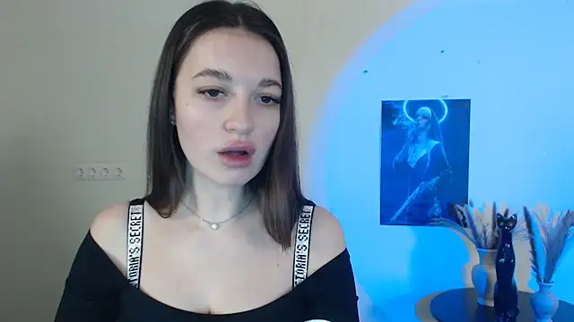 Snapshot of Eva_Eldis chatting on March 3, 2025, 4:47 pm Eva Eldis online show from March 3, 2025, 4:47 pm