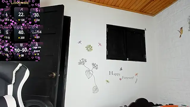 Snapshot of alisson_hoffman05 chatting on February 21, 2025, 10:28 am alisson hoffman05 online show from February 21, 2025, 10:28 am