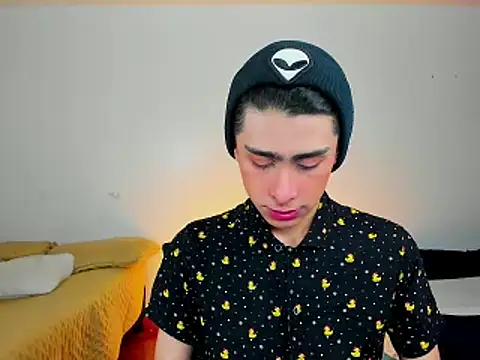 Snapshot of steve__gray chatting on February 4, 2025, 2:21 pm steve  gray online show from February 4, 2025, 2:21 pm