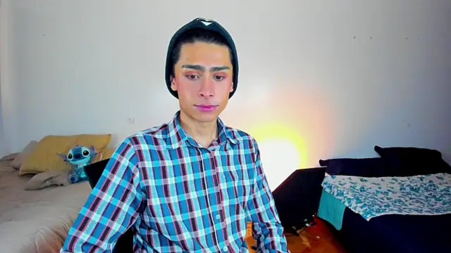 Snapshot of steve__gray chatting on March 14, 2025, 6:50 pm steve  gray online show from March 14, 2025, 6:50 pm