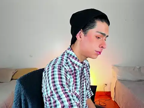 Snapshot of steve__gray chatting on February 20, 2025, 3:19 pm steve  gray online show from February 20, 2025, 3:19 pm