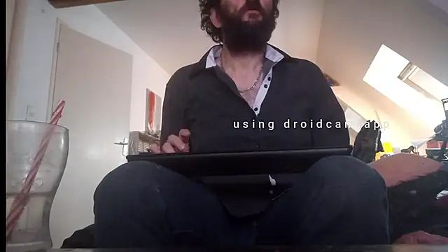 Mastersanges online show from May 16, 2026, 5:01 pm