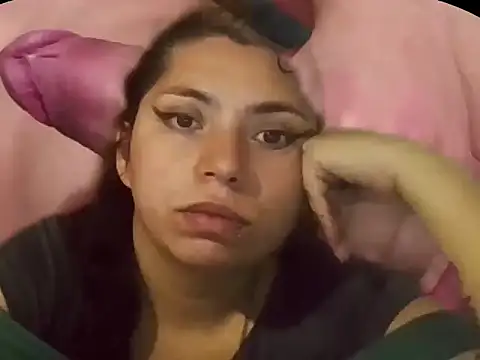 isabellapurple online show from October 23, 2025, 1:15 am