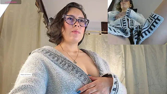 sophia dumont online show from November 21, 2025, 11:04 pm