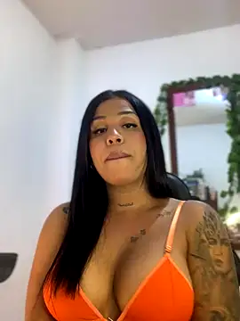 tinalove7 online show from November 15, 2025, 11:31 pm