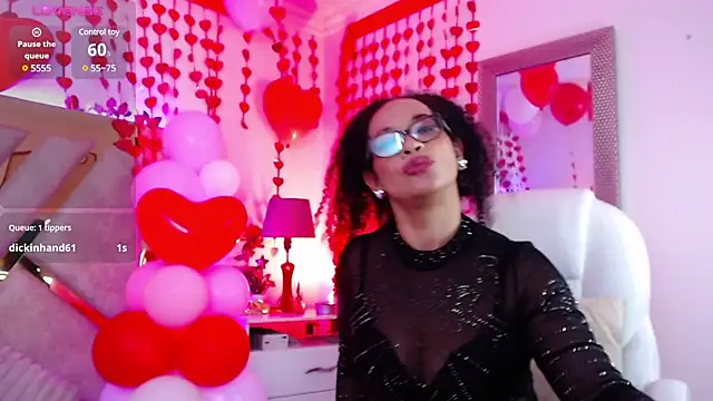 Cintiia Holmes online show from February 16, 2025, 5:48 pm