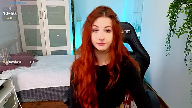 Snapshot of Katy_diamond_ chatting on February 19, 2025, 5:38 am Katy diamond online show from February 19, 2025, 5:38 am