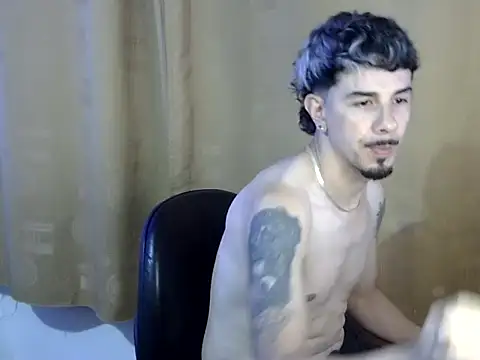 venusfranco 94 online show from April 20, 2026, 5:54 am